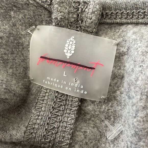 NWOT FP Movement Varsity Stripe Snap Fleece Romper L - Picture 6 of 9